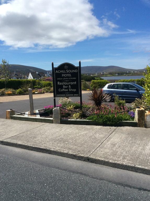 Achill Sound Hotel - Ostan Ghob A'Choire Exterior foto